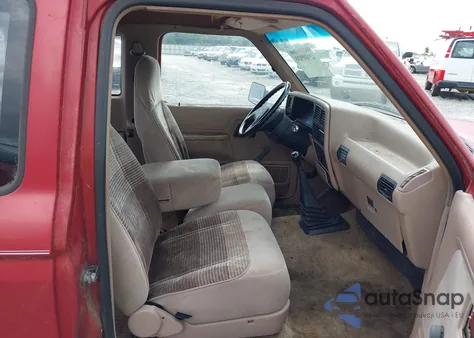 1992 Ford Ranger Super Cab z USA, uszkodzony, nr VIN 1FTCR14UXNTA70844